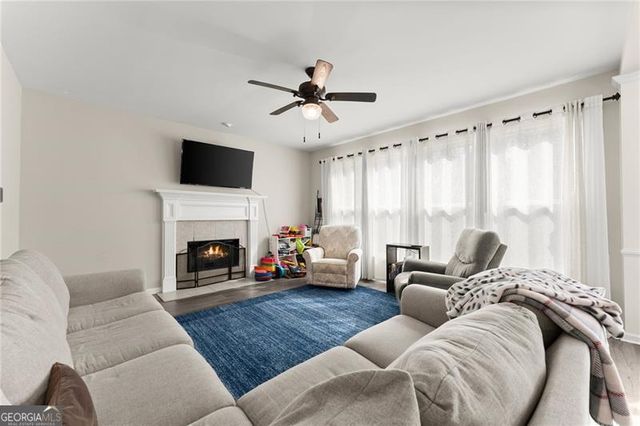 2705 Chandler Grove Drive, Buford, GA 30519