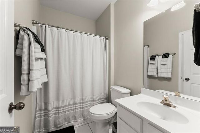 2705 Chandler Grove Drive, Buford, GA 30519