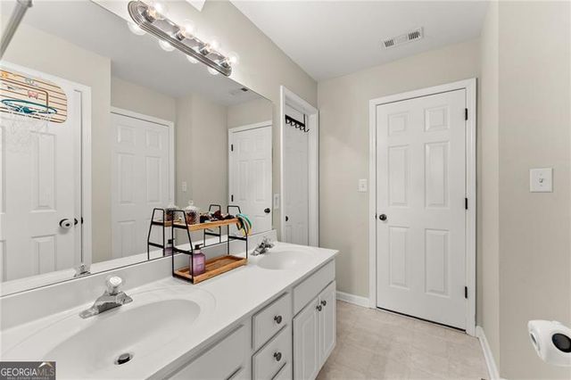 2705 Chandler Grove Drive, Buford, GA 30519