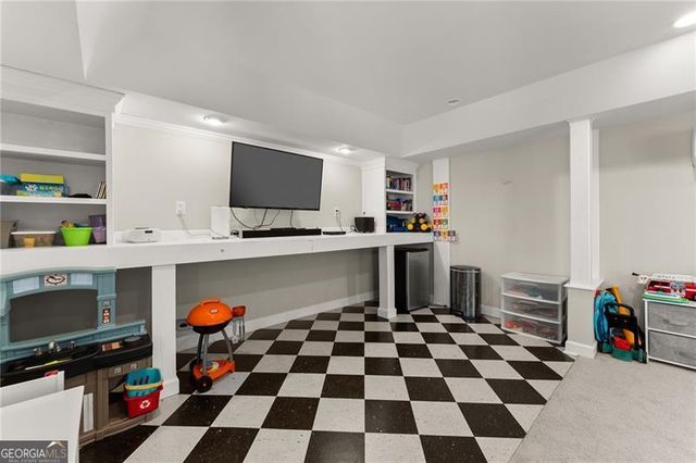 2705 Chandler Grove Drive, Buford, GA 30519