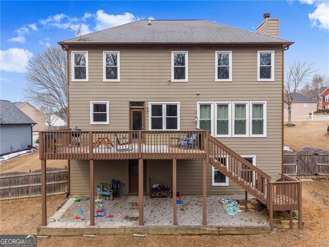 2705 Chandler Grove Drive, Buford, GA 30519