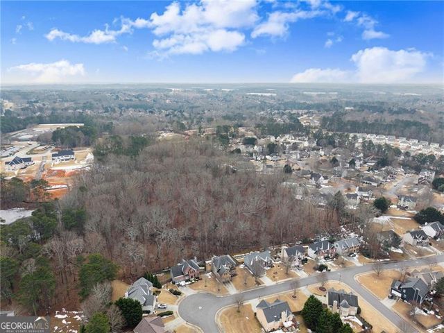 2705 Chandler Grove Drive, Buford, GA 30519