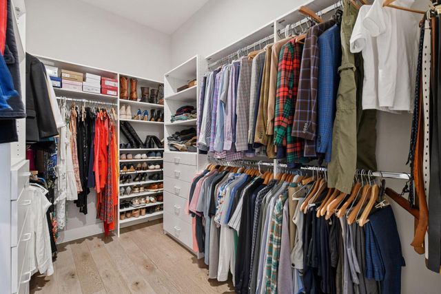 24440 Brassie Circle, Shorewood, MN 55331