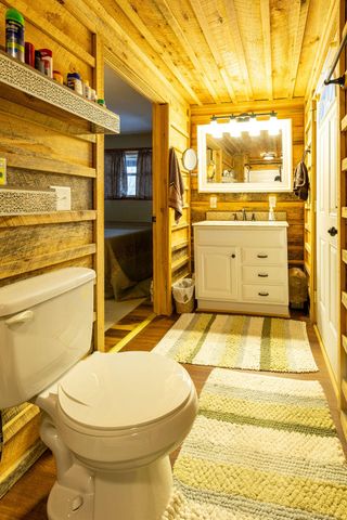 710 Twin Oaks Road, Wellington, KY 40387