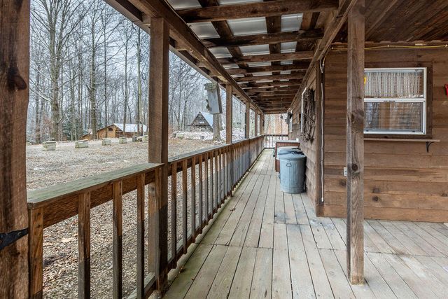 710 Twin Oaks Road, Wellington, KY 40387