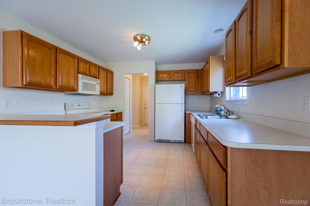 44138 Kendyl, Sterling Heights, MI 48314