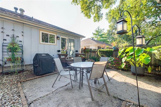 9692 Wedd Street, Overland Park, KS 66212