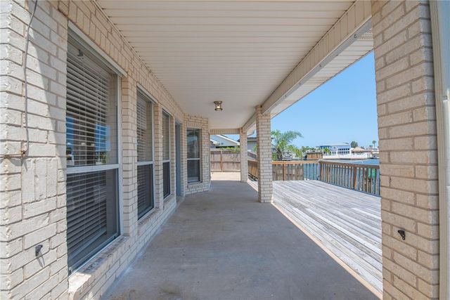 14894 Cobo De Bara Cir, Corpus Christi, TX 78418