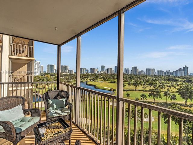 20379 W Country Club Dr 1138, Aventura, FL 33180