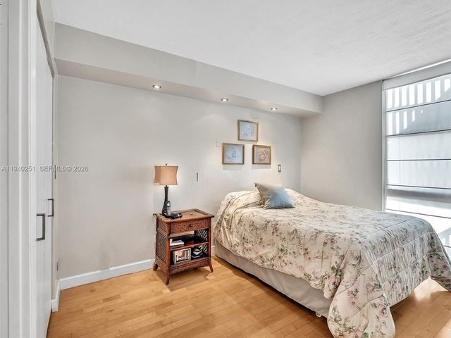 20379 W Country Club Dr 1138, Aventura, FL 33180