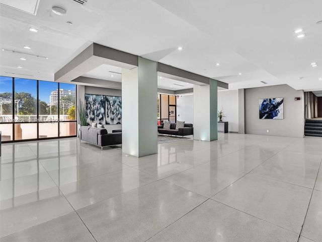 20379 W Country Club Dr 1138, Aventura, FL 33180