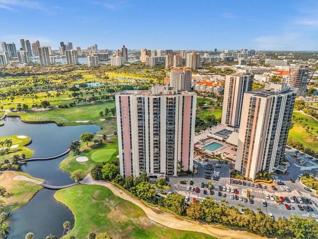 20379 W Country Club Dr 1138, Aventura, FL 33180