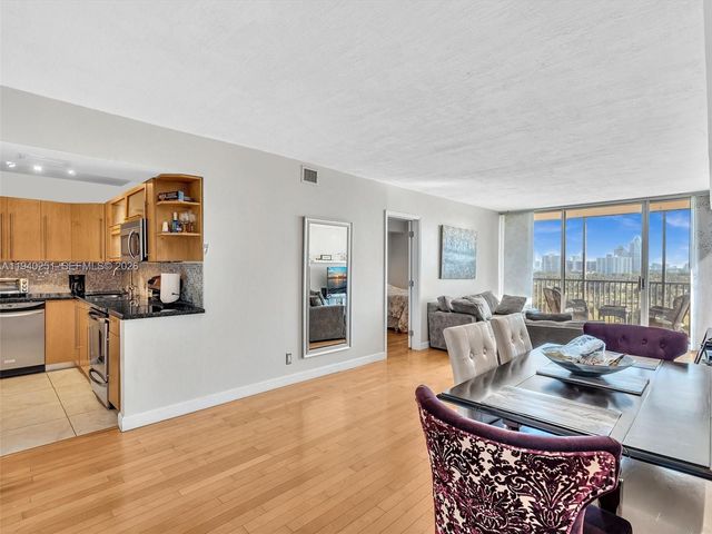 20379 W Country Club Dr 1138, Aventura, FL 33180