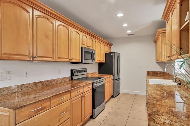 1792 FLOYD STREET, Sarasota, FL 34239