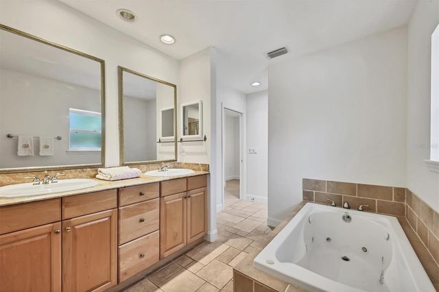 1792 FLOYD STREET, Sarasota, FL 34239