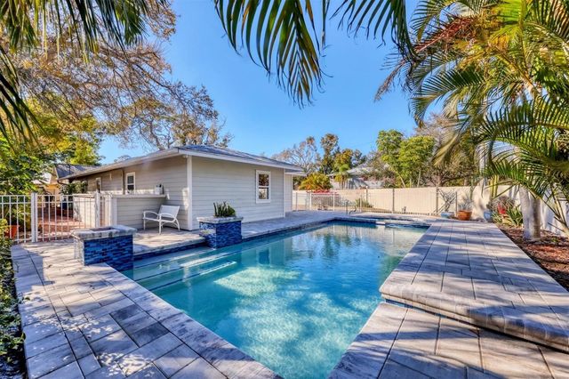 1792 FLOYD STREET, Sarasota, FL 34239