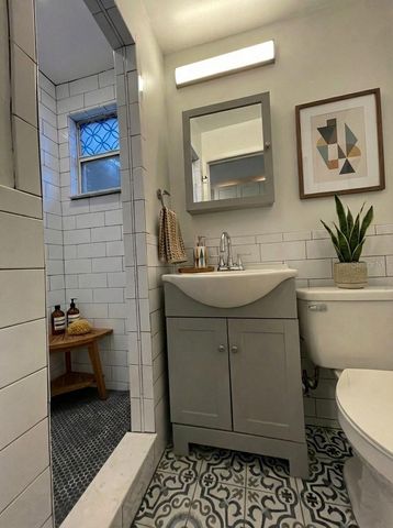 3734 BURLINGTON AVENUE N 1, St Petersburg, FL 33713