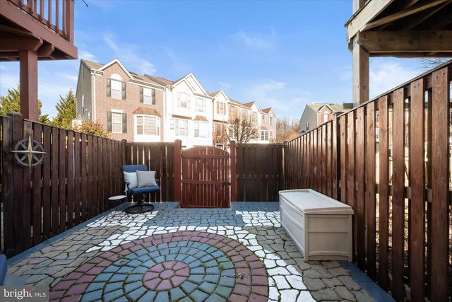 2426 LIZBEC CT, Crofton, MD 21114