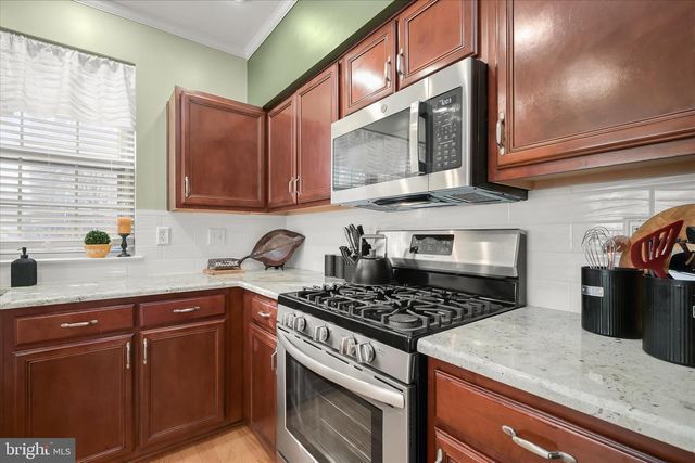 2426 LIZBEC CT, Crofton, MD 21114