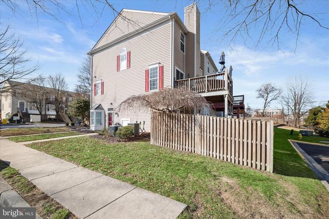 2426 LIZBEC CT, Crofton, MD 21114