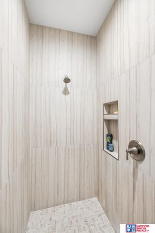 6019 Minter Lane, Lincoln, NE 68516