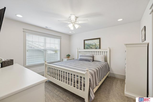 6019 Minter Lane, Lincoln, NE 68516