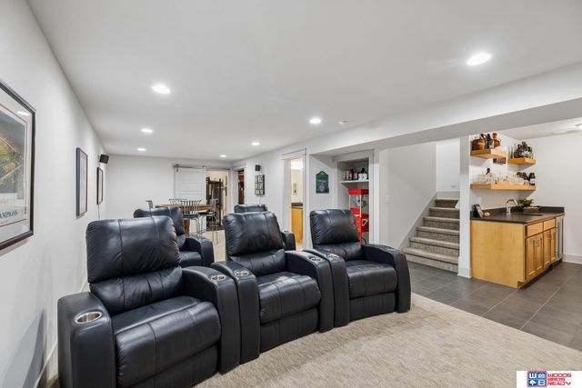 6019 Minter Lane, Lincoln, NE 68516