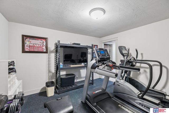 6019 Minter Lane, Lincoln, NE 68516