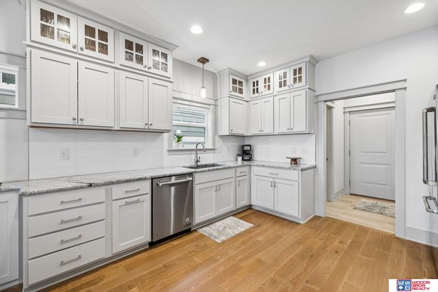 6019 Minter Lane, Lincoln, NE 68516