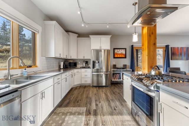 547 Spruce Cone Drive, Big Sky, MT 59716