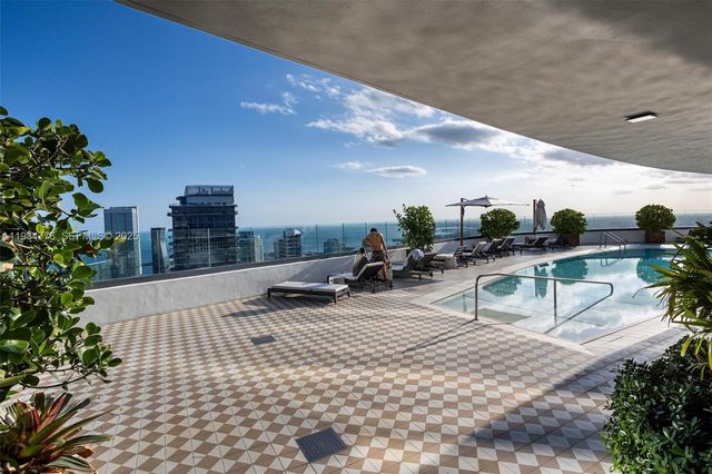 801 S Miami Ave 3807, Miami, FL 33130