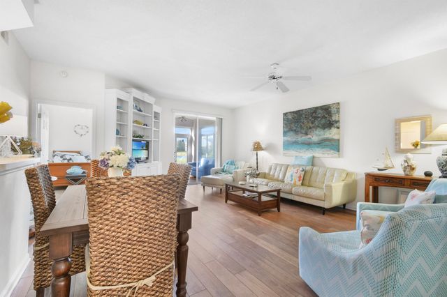 1012 Royal Troon Lane, St Augustine, FL 32086