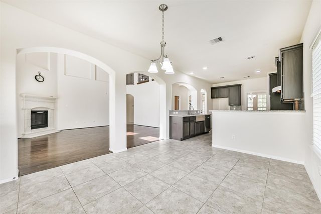 2811 Afton Drive, Pearland, TX 77581