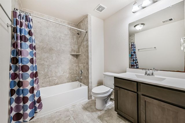 2811 Afton Drive, Pearland, TX 77581