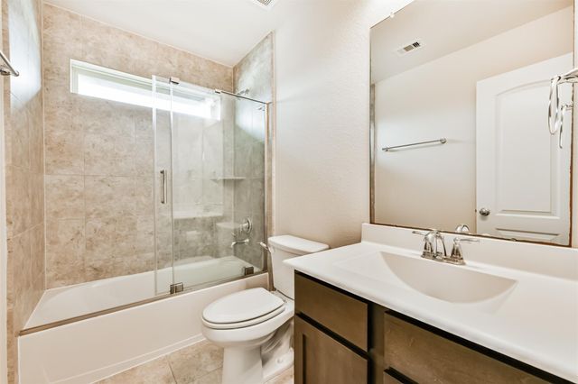2811 Afton Drive, Pearland, TX 77581