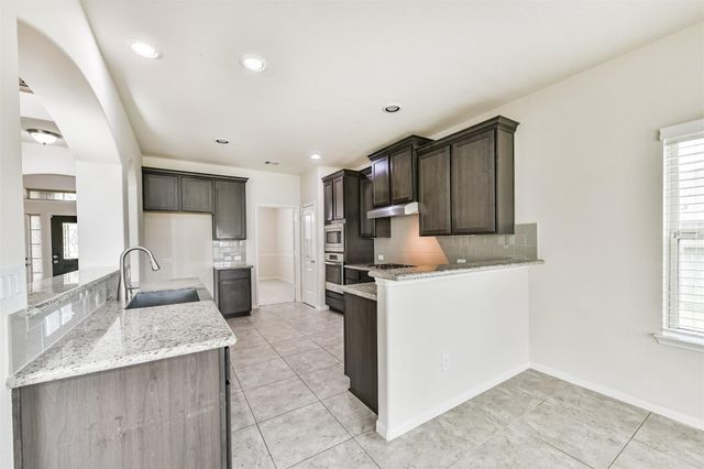 2811 Afton Drive, Pearland, TX 77581