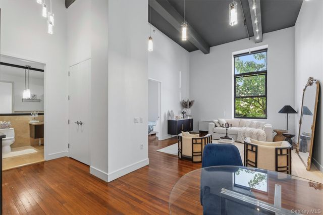 25 Leroy Place 206, New Rochelle, NY 10805