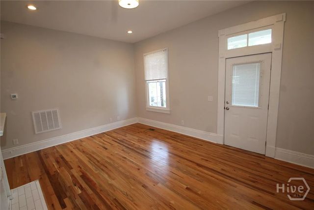 511 E 34th Street, Savannah, GA 31401