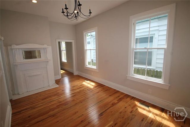 511 E 34th Street, Savannah, GA 31401