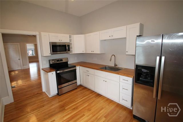 511 E 34th Street, Savannah, GA 31401