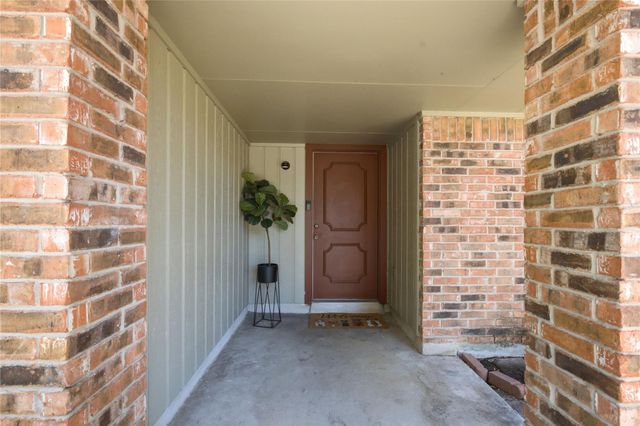 13319 Water Oak LN, Austin, TX 78729