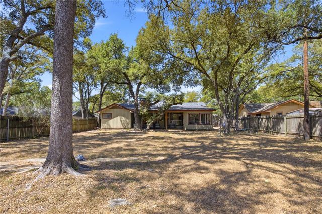 13319 Water Oak LN, Austin, TX 78729