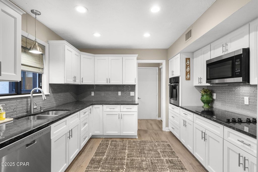 Image 4 of property listing at 134 Marlin Circle, Panama City Beach, FL 32408