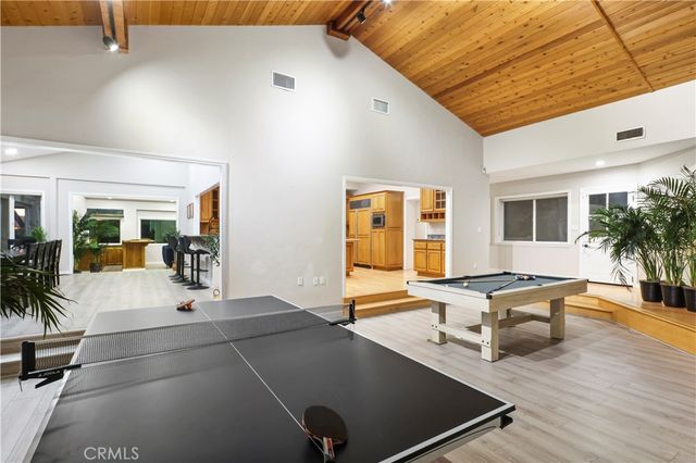 9557 Hierba, Agua Dulce, CA 91390