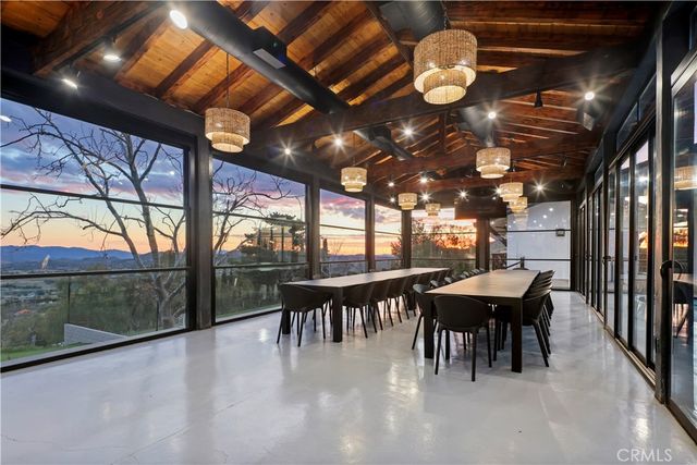 9557 Hierba, Agua Dulce, CA 91390