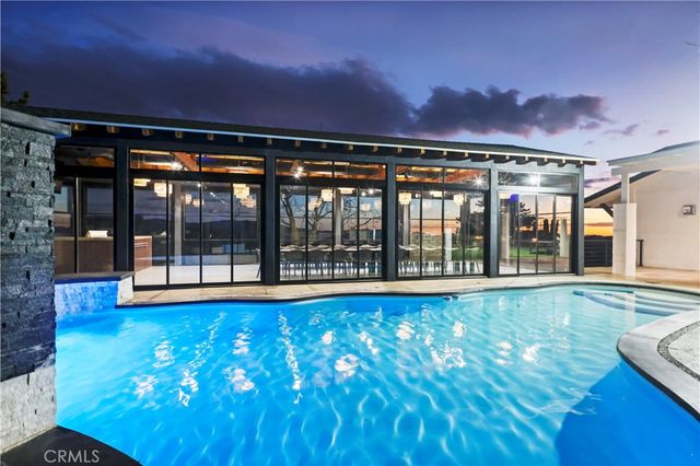 9557 Hierba, Agua Dulce, CA 91390