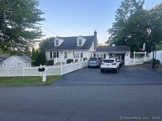 1 Farm Street, Danbury, CT 06811