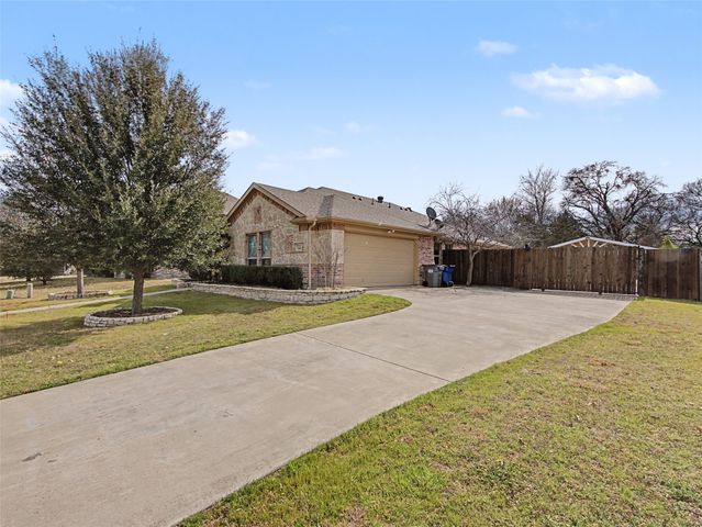 924 Blue Quail Run, Red Oak, TX 75154