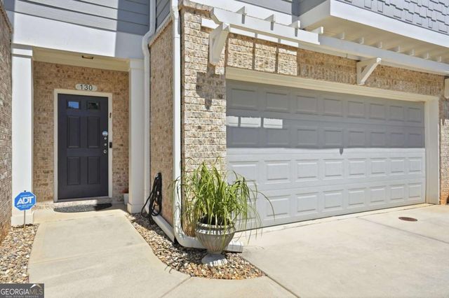 130 Maple Creek Way, Woodstock, GA 30188