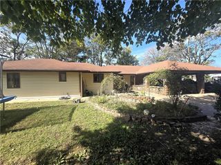 15944 Bill Campbell Road, Prairie Grove, AR 72753